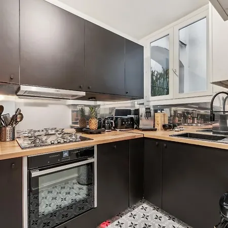2 Bedrooms Near Galeries Lafayette *